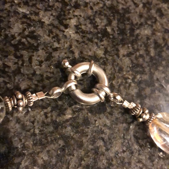 🌸 Gorgeous Quartz Stone Pastel Necklace - Picture 6 of 7